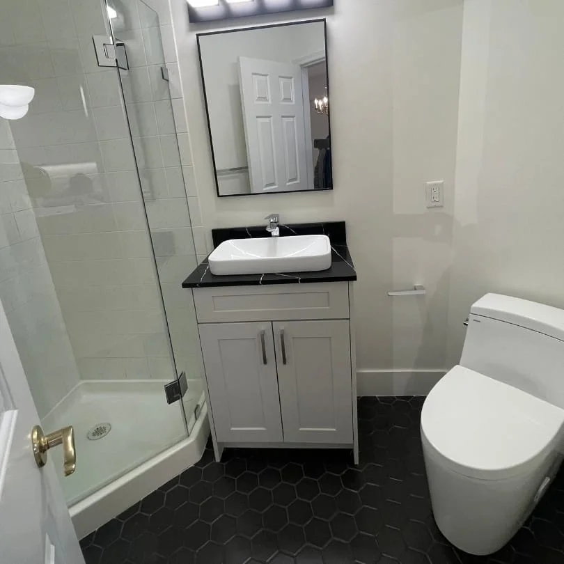 Salle de bain moderne Montréal - Galerie Burnaby