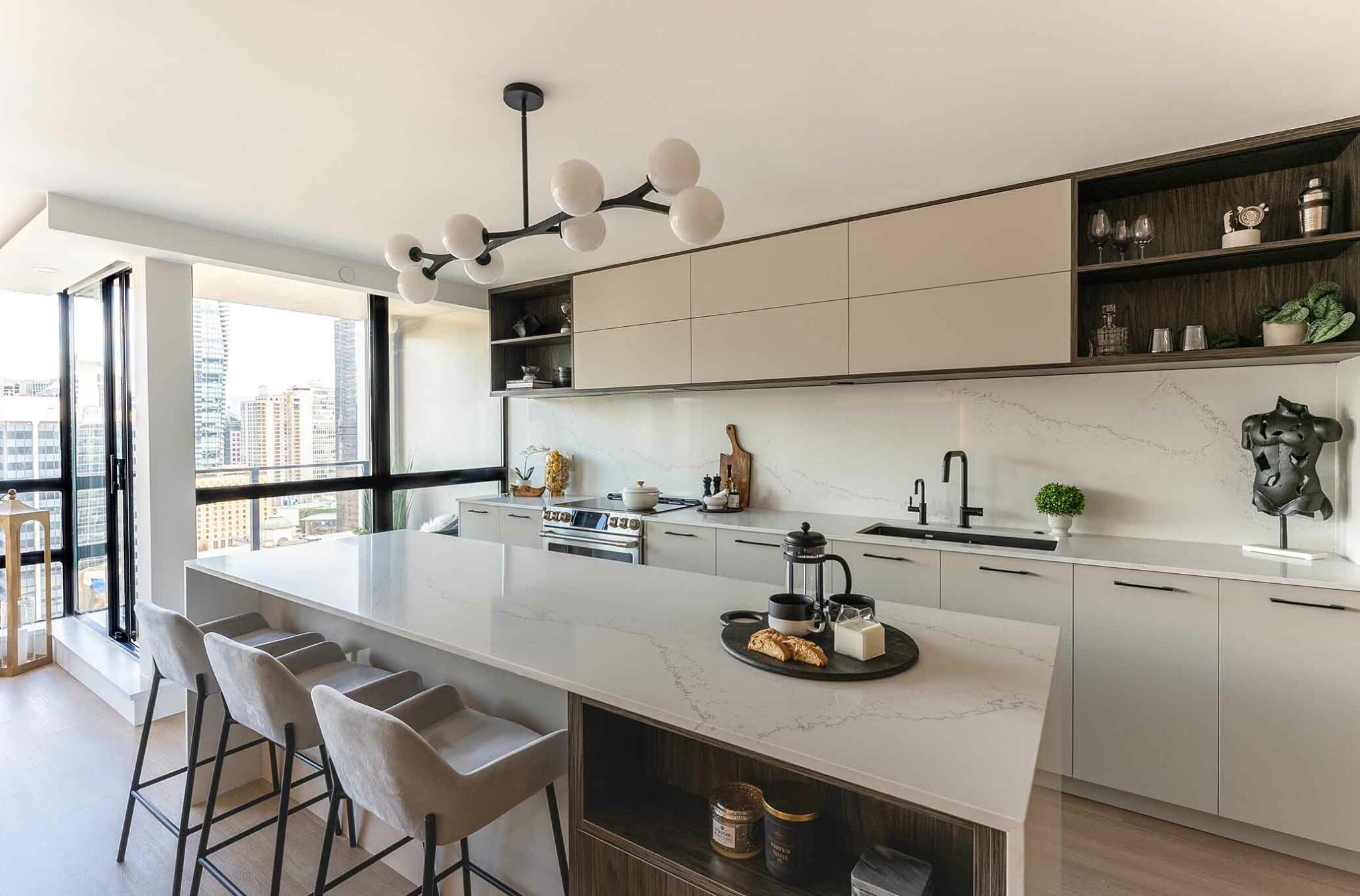 Armoires à Montréal personnalisées